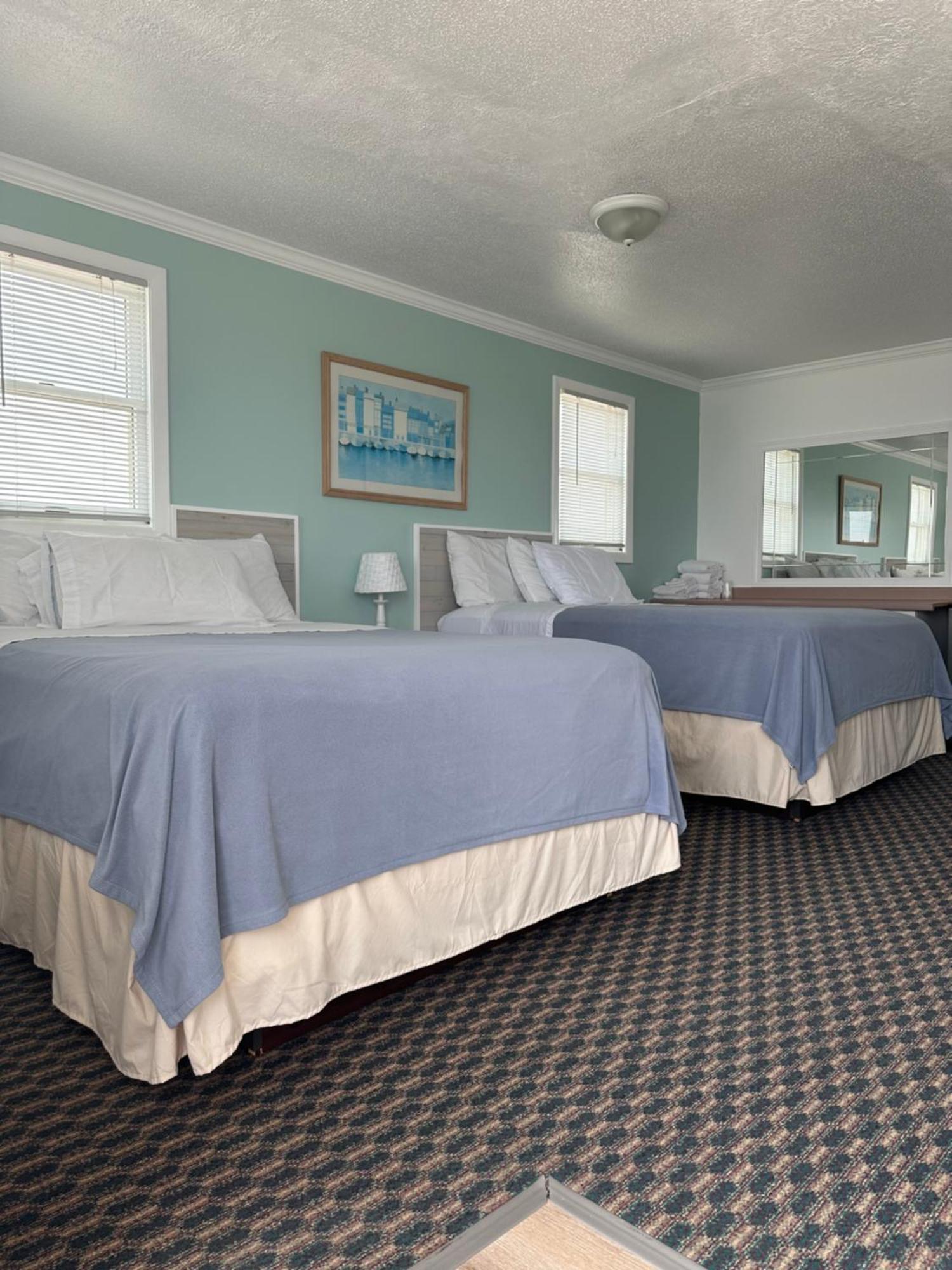 Sandcastle Beachfront Inn Westerly Eksteriør billede