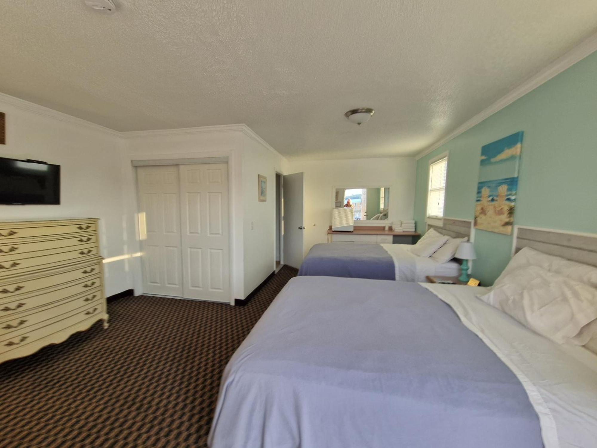 Sandcastle Beachfront Inn Westerly Eksteriør billede