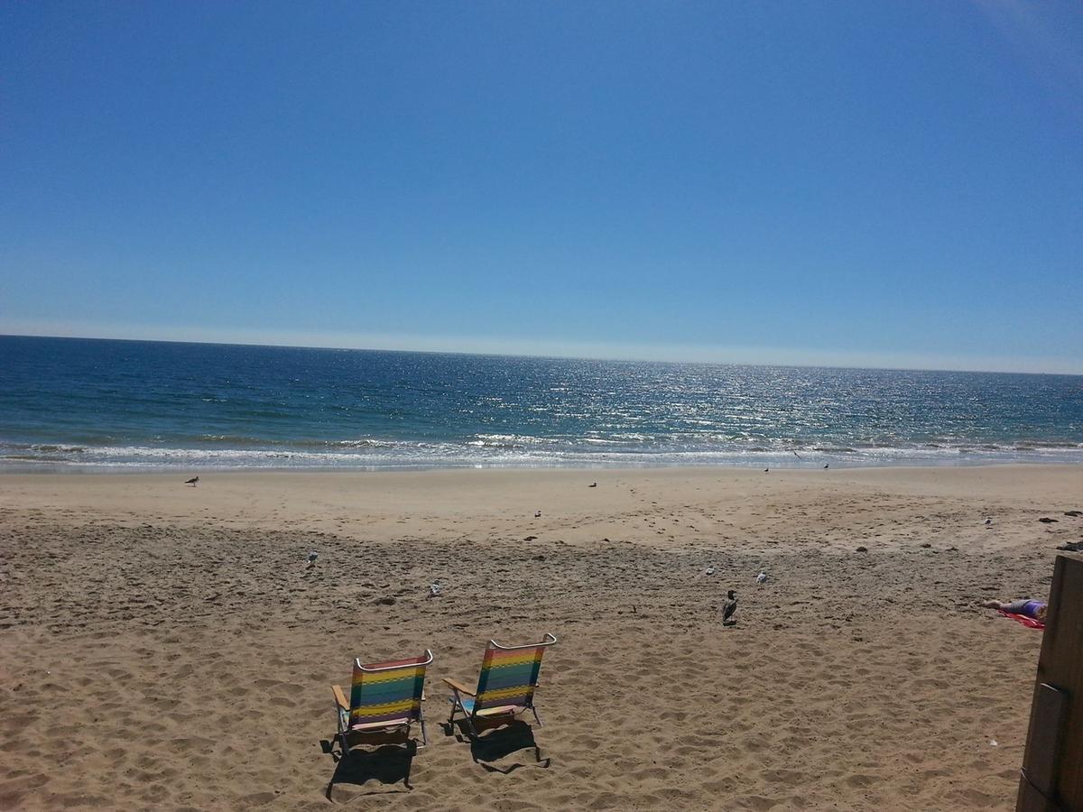 Sandcastle Beachfront Inn Westerly Eksteriør billede